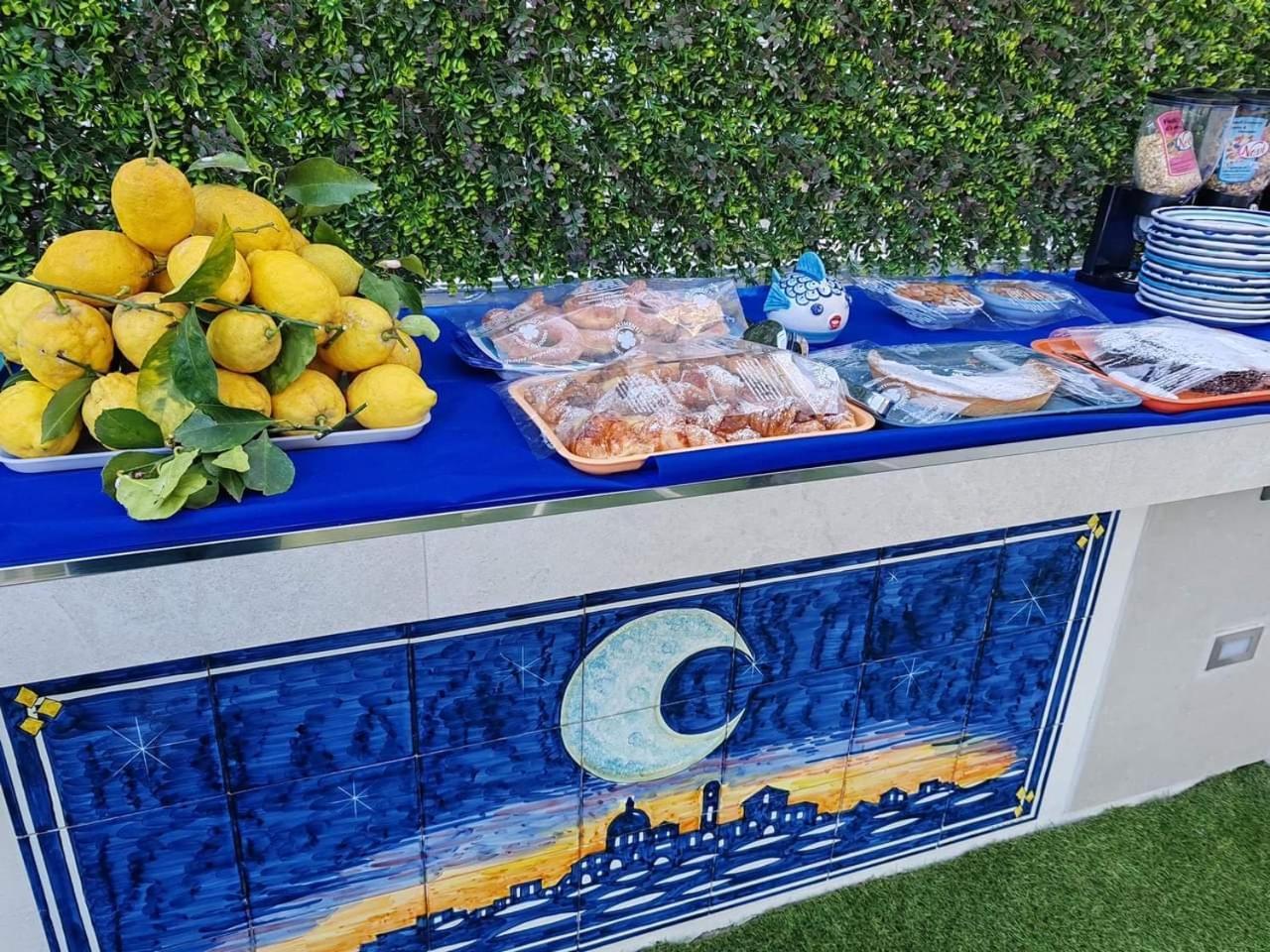 Al Chiaro Di Luna Luxury Suites Amalfi Coast Vietri Ngoại thất bức ảnh